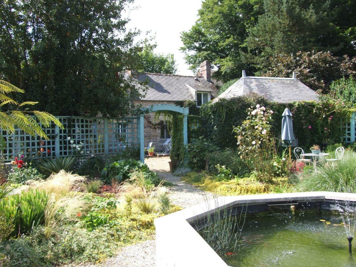דירות Juvigny-Val-d'Andaine Le Glycine A Manoir Sainte Cecile מראה חיצוני תמונה
